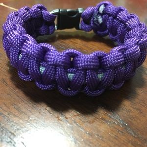 Purple paracord bracelet